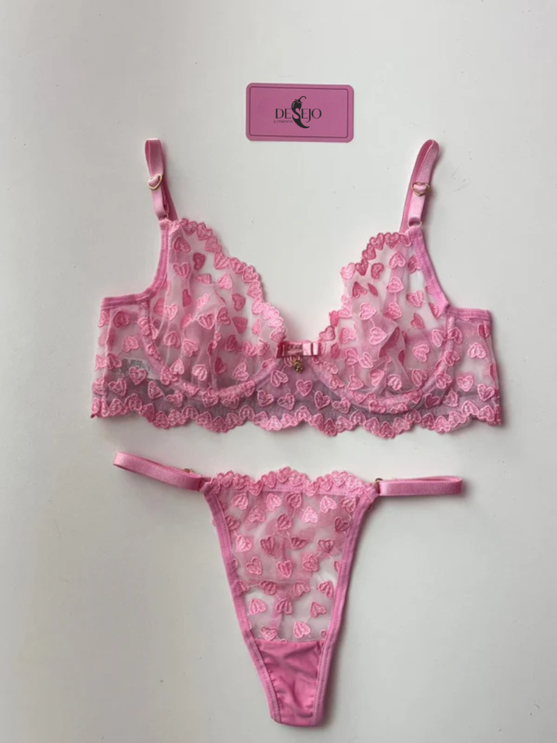 CONJUNTO LOVE CAMISOLA E LINGERIE ROSA