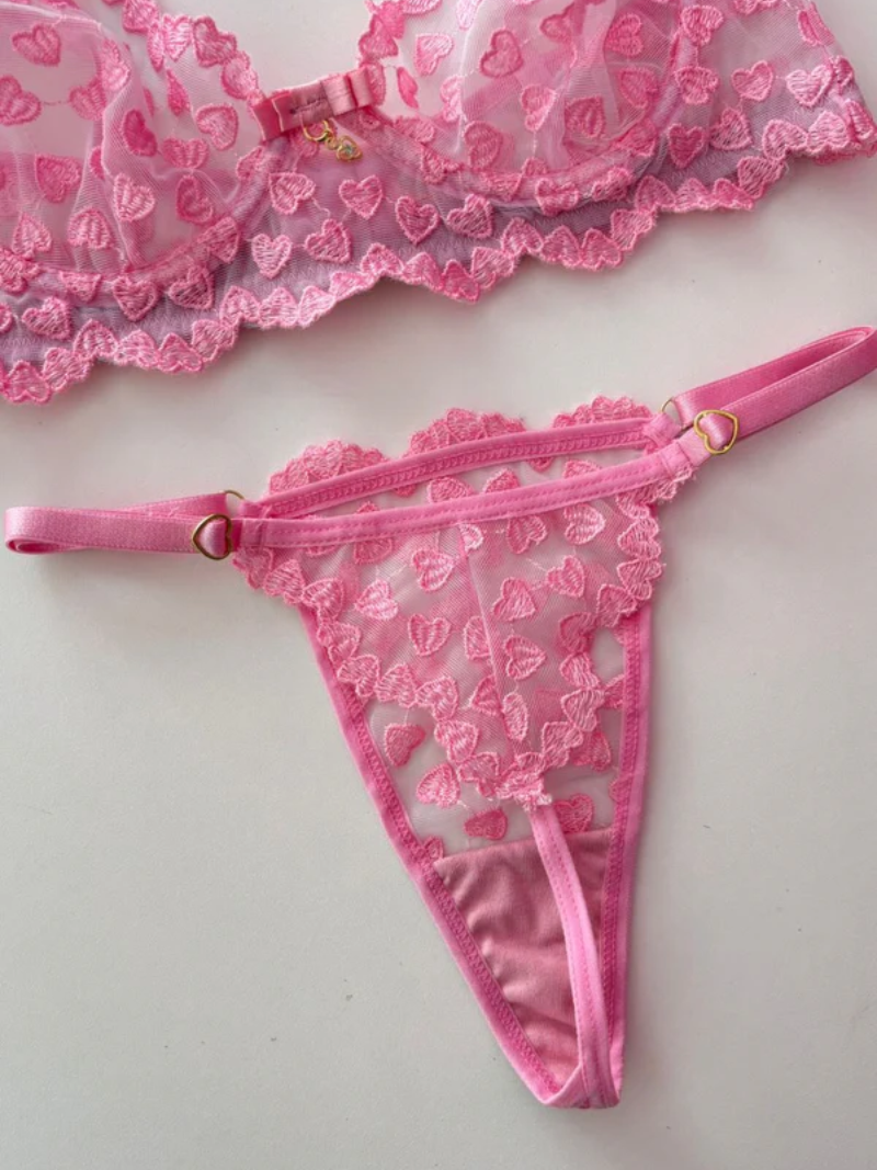 CONJUNTO LOVE CAMISOLA E LINGERIE ROSA