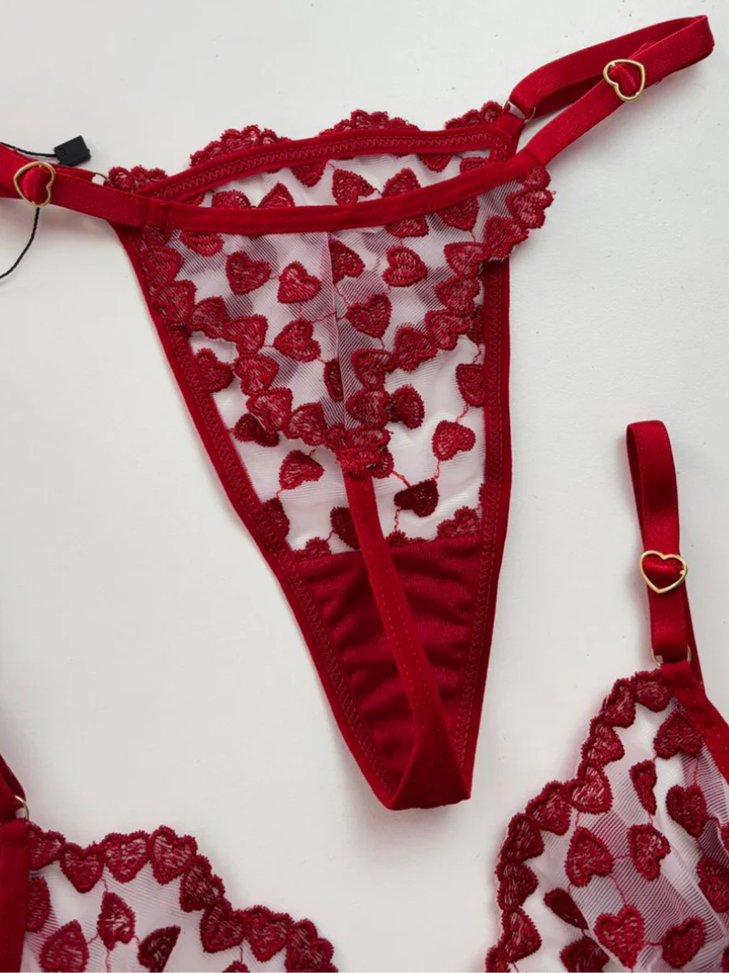 CONJUNTO EM TULE VERMELHO