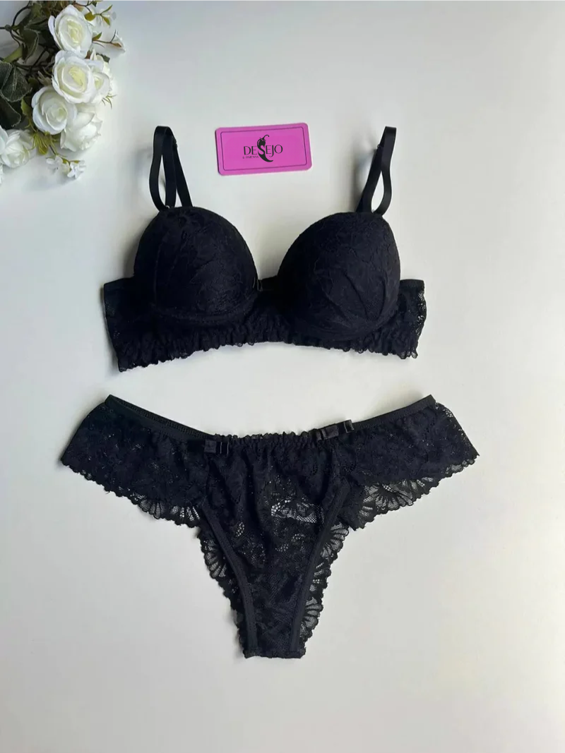 CONJUNTO DE LINGERIE RENDA PRETA